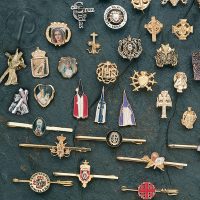pins-y-sujeta-corbatas